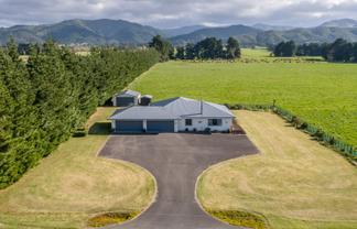62 Thomas Road, Carterton