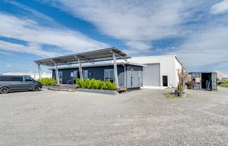 Workshop, Office & Yard Combo