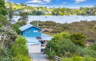 1122 Whakapirau Road, Whakapirau