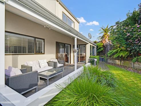 74B Grand Vue Road, Kawaha Point