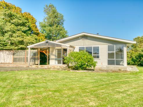 526 Taylorville Road, Coal Creek