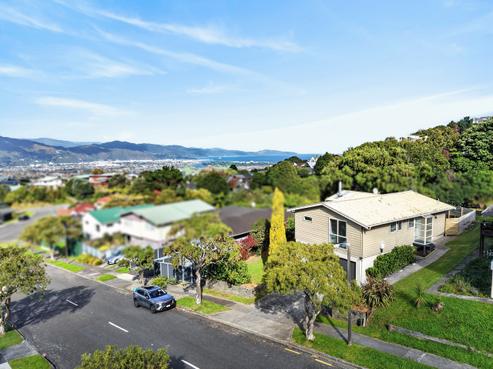 27 Viewmont Drive, Harbour View