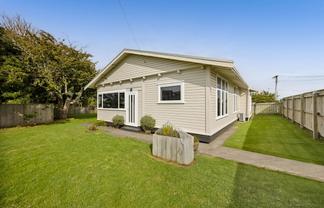 50 Collins Street, Hawera
