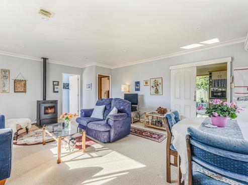2/3A Suter Street, Stoke