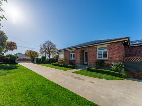28 Andrew Street, Marchwiel