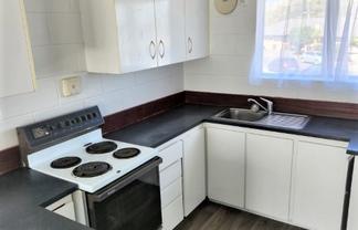 4/235 Old Farm Road, Hillcrest