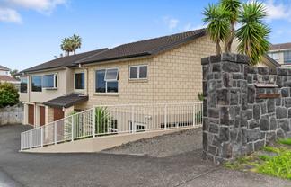 283 Hillsborough Road, Hillsborough
