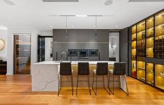 4 Taku Close, Long Bay
