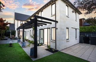 5 Merivale Lane, Merivale