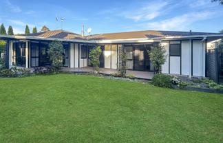 18d  Kimbolton Road, Feilding