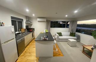 26A Kiriwai Road, Paremata