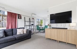 2/15A McIntyre Road, Mangere Bridge