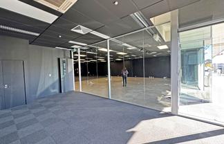 PRIME EXPOSURE GROUND FLOOR OFFICE ON CORINTHIAN
