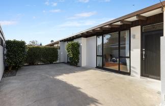 2/67A St Albans Street, Saint Albans