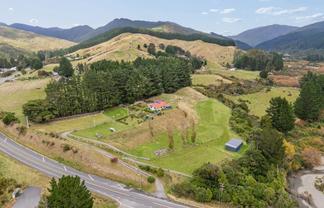 1712 State Highway 2, Kaitoke