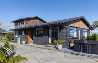 40 Bonar Drive, HOKITIKA