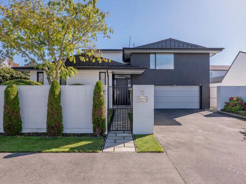 15 Mcdougall Avenue, Saint Albans