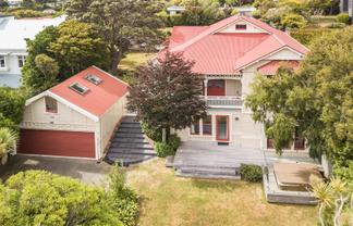 11 Trelissick Crescent, Ngaio