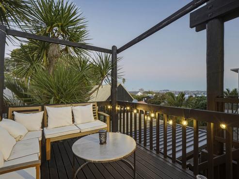 1/16 Colonial Road, Birkenhead