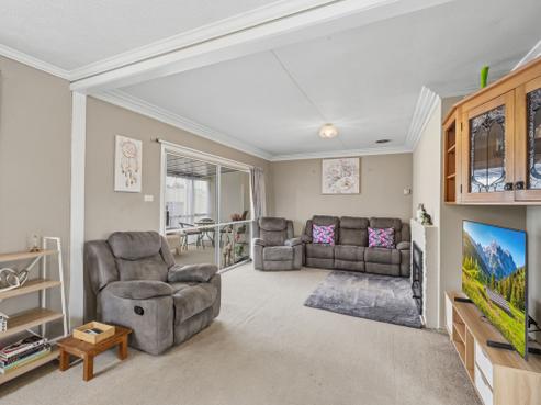 22 Orwell Crescent, Newfield