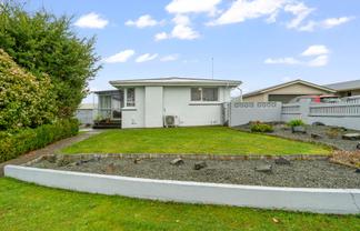 22 Orwell Crescent, NEWFIELD