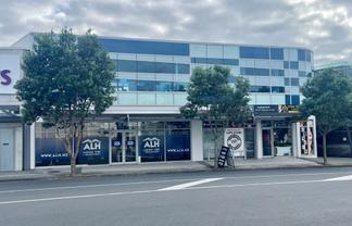 CENTRALLY LOCATED SILVERDALE OFFICE
