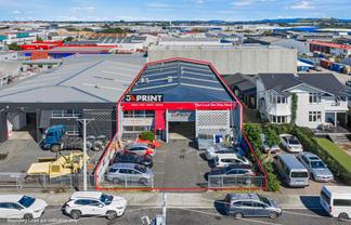 Freehold Opportunity Too Good to Miss!