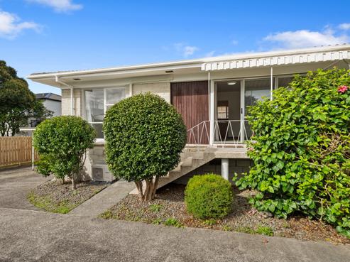 3/4 Cambourne Road, Sandringham