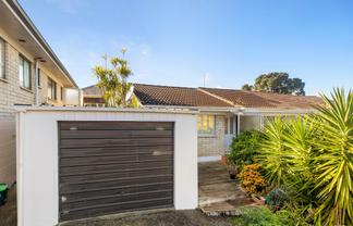 2/23 Tawa Road, Onehunga