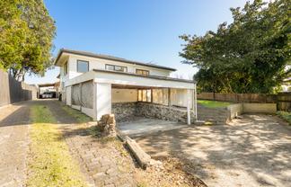 90 Windermere Drive, Poike