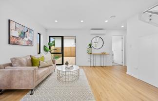 25D Rosamund Avenue, New Windsor
