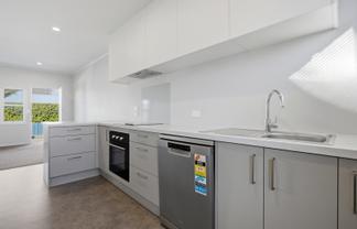 3/493A Devonport Road, Avenues