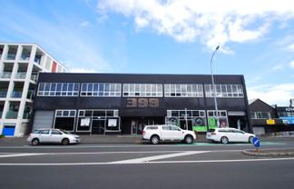 GROUND FLOOR KINGSLAND OFFICE / SHOWROOM

