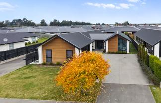 10 Redhaven Rise, Netherby
