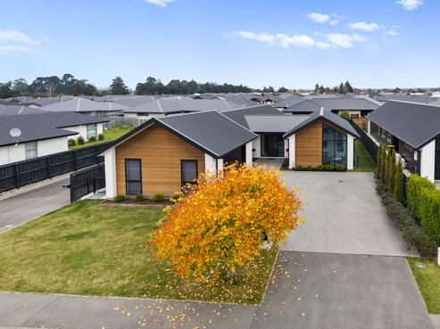 10 Redhaven Rise, Elgin