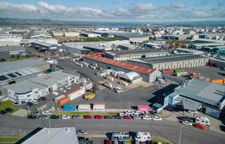 Large Industrial Yard and Warehouse Near Port