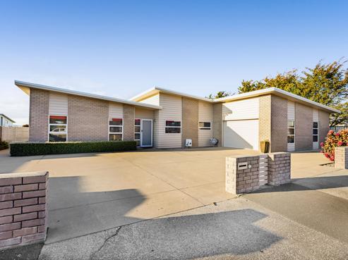 300 High Street, Hawera