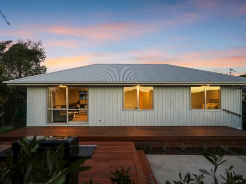 99 Pacific Road, North New Brighton