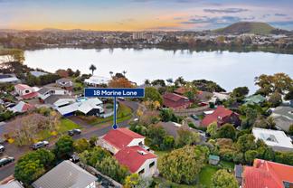 18 Marine Lane, Mount Wellington