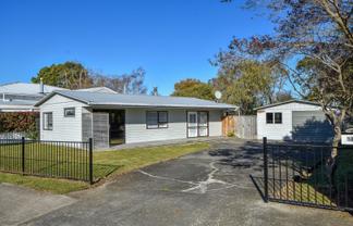 14 King Street , Carterton