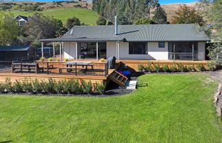 139 Eighty Eight Valley Road, Wakefield