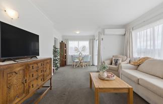 5 Hilltop Road, Greerton