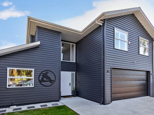 8C Jern Place, Eastern Beach