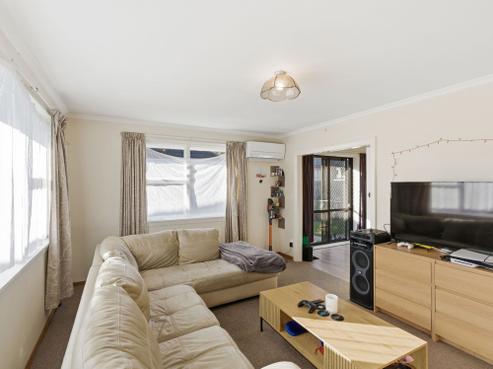 5/425 Worcester Street, Linwood