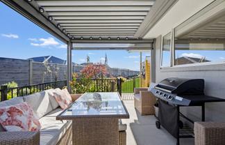 154/30 Bob Robertson Drive, Woodend
