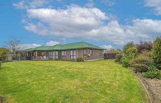 19 Clearview Drive, Milson