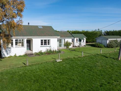 305B Waimumu Road, Gore Surrounds