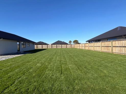 12 Cousins Street, Ravenswood