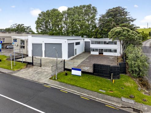 50 Parkway Drive, Rosedale