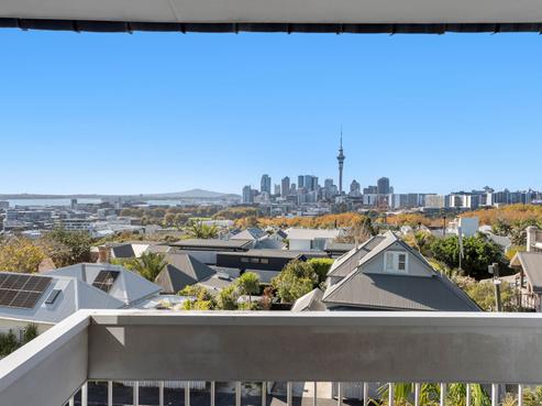 10/18 Arthur Street, Freemans Bay